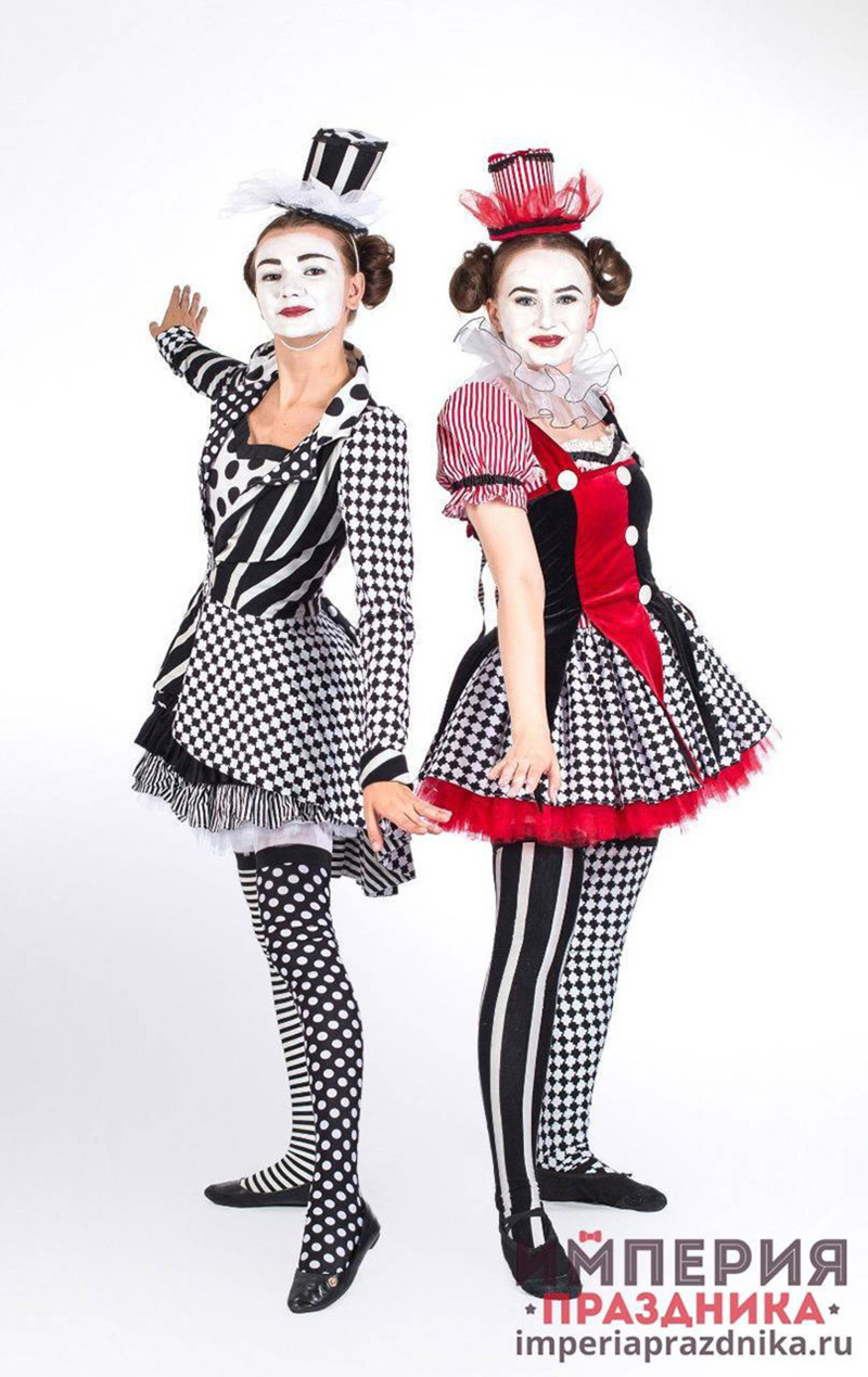 Шоу мимов на «Бруснева»